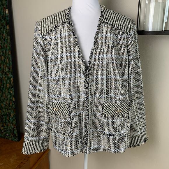 Chico’s Size 3 (XL 16/18) Tweed Jacket Open Front Black White Gold Fringe Trim - Picture 2 of 9